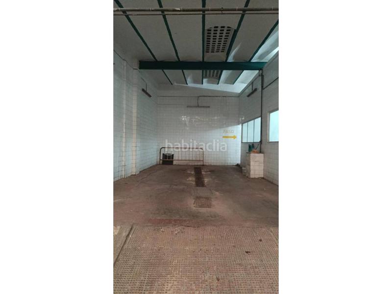 Foto 71415691-71be-42ad-ab55-122cb36783b6. Parking coche garaje en venta en valència capital! con zona de autolavado y aspirado de vehículo. en Valencia