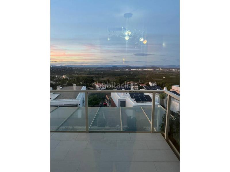 Foto 4fc43237-ac08-45e8-9379-bcd8c3b781a7. Chalet avec parking dans Sierra Perenchiza-Cumbres de Calicanto-Sto Domingo Chiva