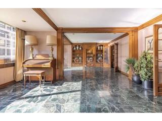 Appartement  Colon. Venta de un amplio piso en valència capital. con ascensor