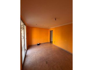 Flat  Calle senyera. Venta de piso amplio en alaquàs. con ascensor