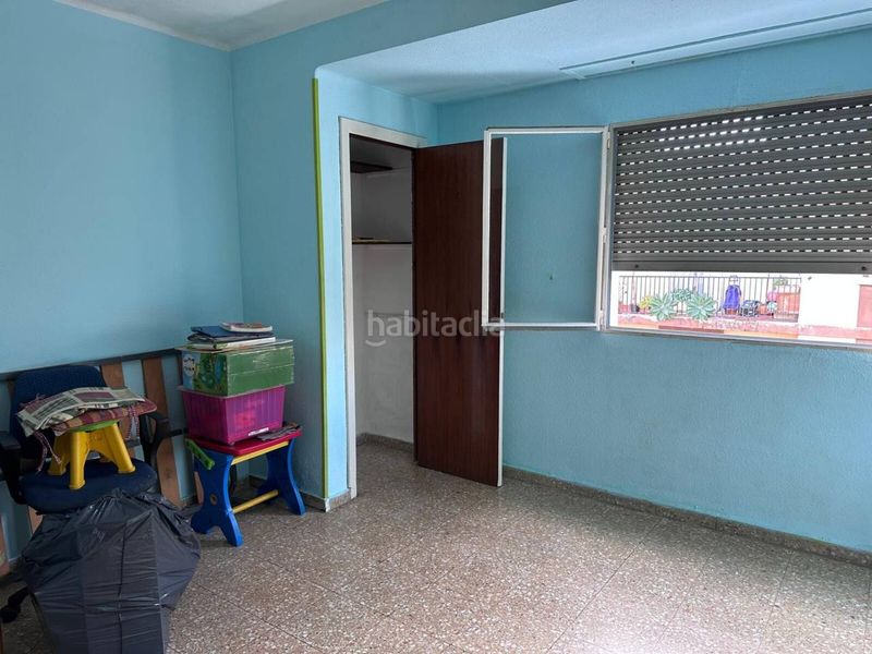 Foto c8d88ef3-b54f-477b-8207-29c893abc055. Pis a Torrefiel Valencia