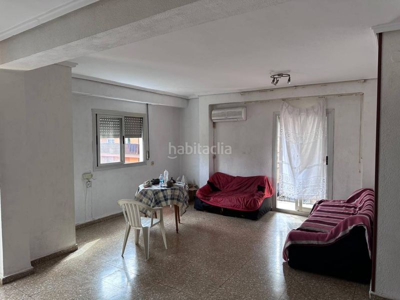 Foto ec654855-22f5-4a65-8028-4b9b2eff729e. Pis a Torrefiel Valencia