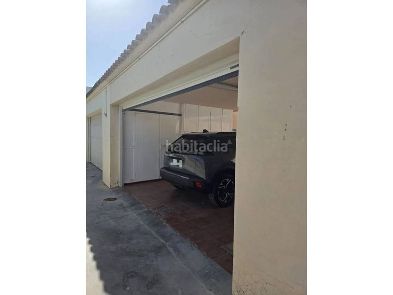 Foto fd77aaf5-b976-4dde-b792-468e24257b91. Casa adossada amb calefacció aparcament a Pinedo Valencia