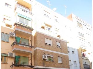 Pis a Calle Ceramista Mateu