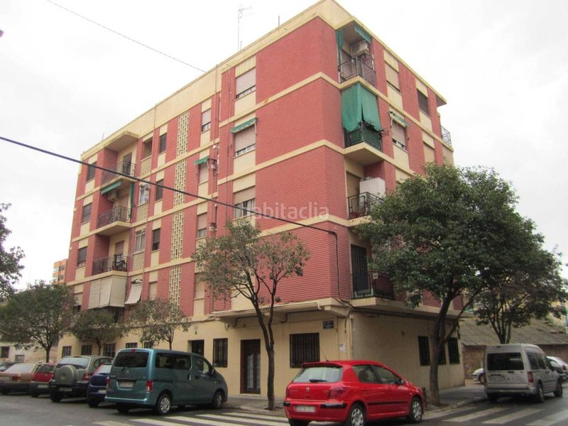 Foto 6981a9c6-eadd-4f11-8752-c94397ccdef4. Pis a Marxalenes Valencia