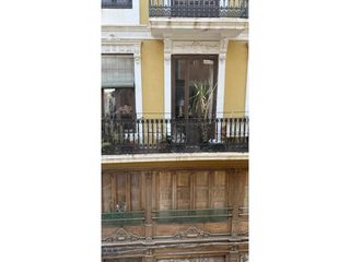 Appartamento  Calle zurradores. Venta de piso para reformar en la seu, valència capital. sin asc