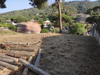 Finca rústica a Nucli Urbà. Argentona. parcela en urbanización privada