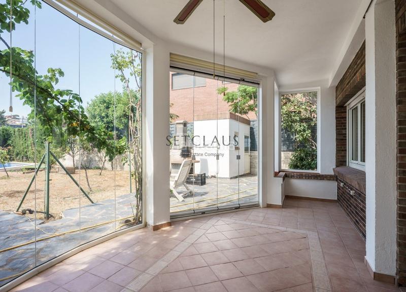 Foto 38b1fc5e-58ff-4024-8841-0eb5f5930c1b. Chalet teia. mucha luz y espacios muy amplios en Teià