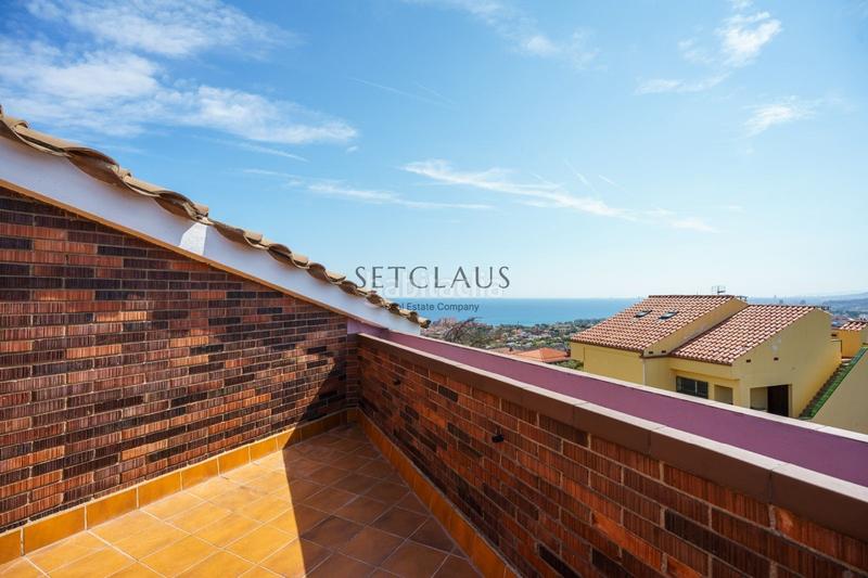 Foto 6487ac75-3837-4c56-a720-61b4675fa6d9. Chalet teia. mucha luz y espacios muy amplios en Teià