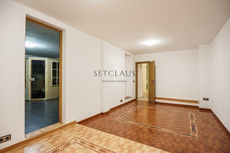 Foto 84698b86-8404-4dd1-bcd6-0e550b34efad. Chalet teia. mucha luz y espacios muy amplios en Teià