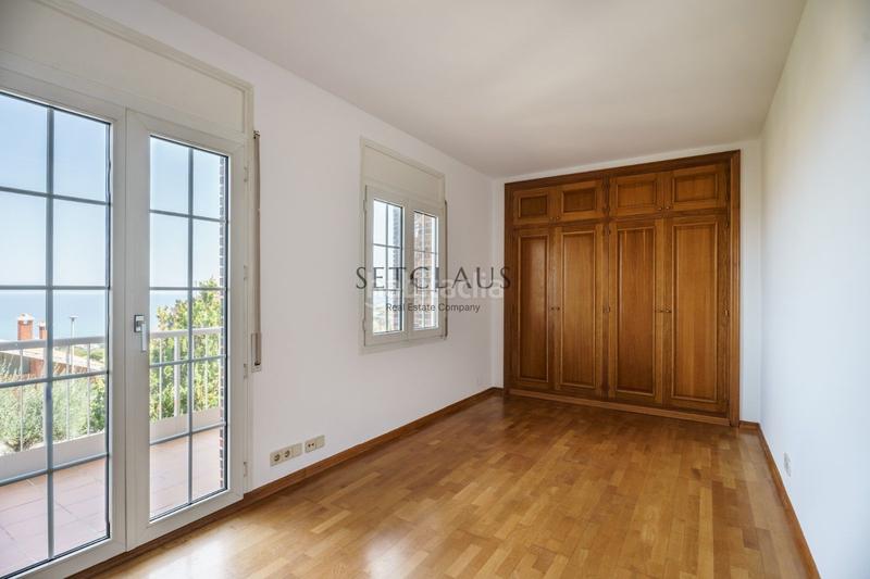 Foto 949bdacf-00f0-4aa2-b317-b5df98824b14. Chalet teia. mucha luz y espacios muy amplios en Teià