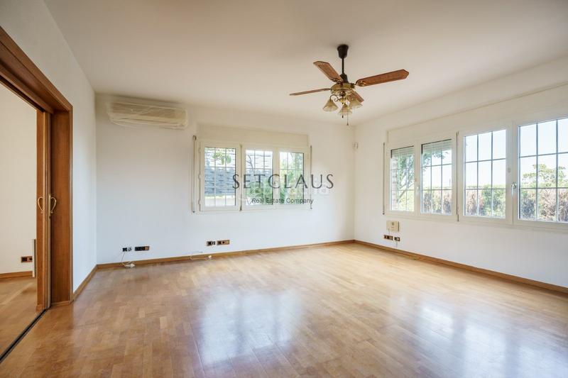 Foto ae94a534-6ee6-4efb-b988-26af14f300ca. Chalet teia. mucha luz y espacios muy amplios en Teià