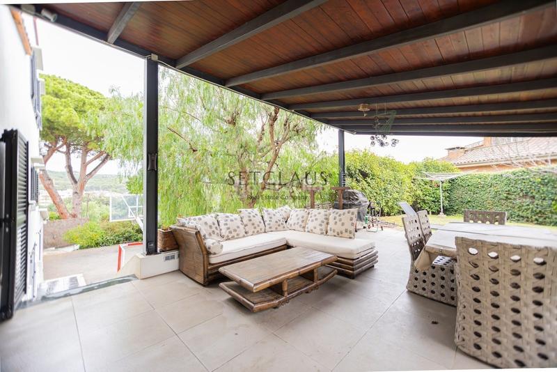 Foto 3e196713-de87-4059-87e8-6b06f4c6620e. Chalet . chalet con licencia turística en Cabrera de Mar