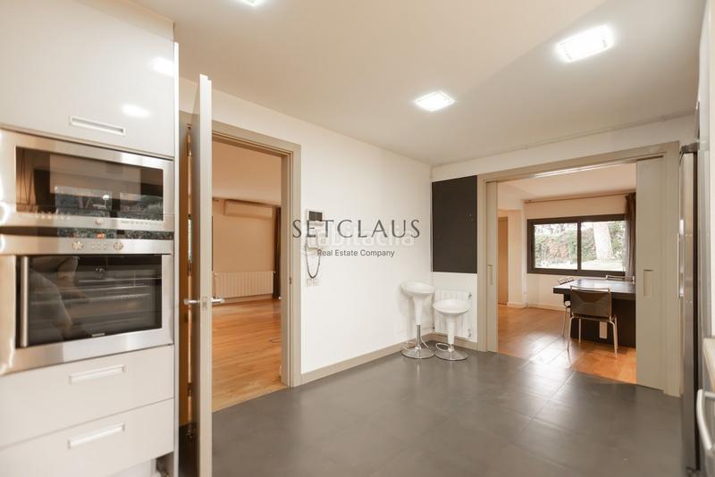 Foto 511f3b82-afbd-4779-b285-545fb5cd610f. Chalet . chalet con licencia turística en Cabrera de Mar