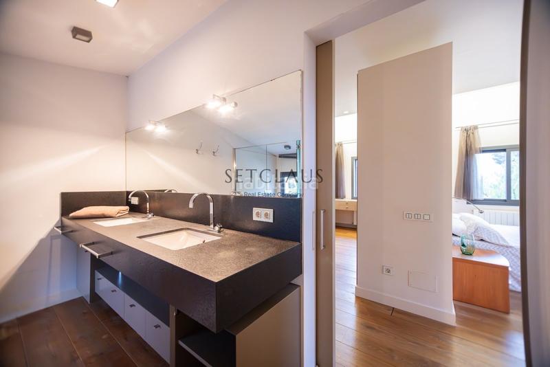 Foto b644d896-e6e1-420f-a564-979a2f8a0a9d. Chalet . chalet con licencia turística en Cabrera de Mar