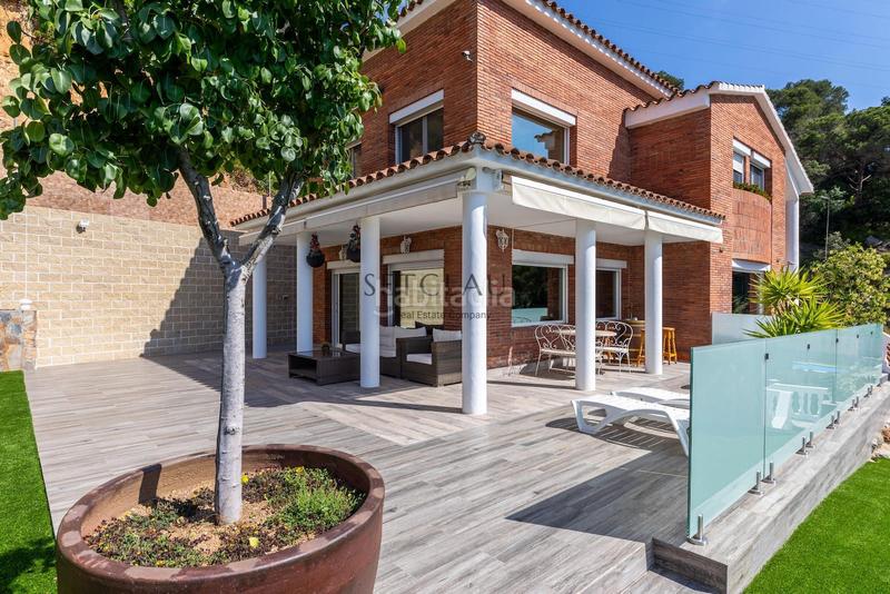 Foto 00e4aa66-d9ba-44d5-ac4a-07995fb040b2. Chalet parc. mucho espacio i vistas al mar en Alella