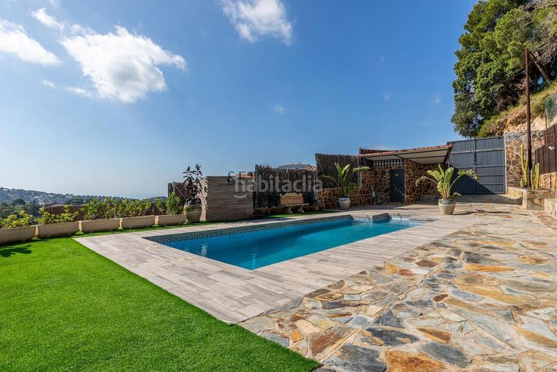 Foto 391078dc-491f-4c18-b05a-f1db01169be1. Chalet parc. mucho espacio i vistas al mar en Alella