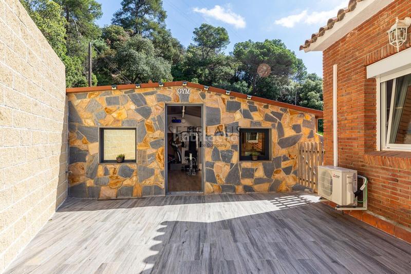 Foto 64534977-8a44-49af-b3a0-0611b7e39ae6. Chalet parc. mucho espacio i vistas al mar en Alella