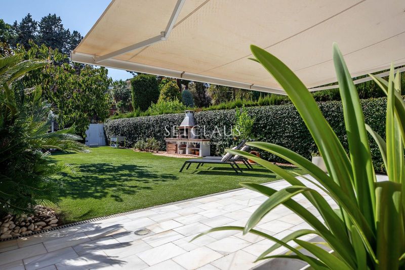 Foto a2c129f8-a6ac-4c8d-883a-3b6a01e0ebf0. Towny house with heating parking pool in Alella