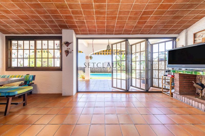 Foto fe228c78-8885-46be-8563-e4938a553abc. Xalet amb calefacció aparcament piscina a Teià