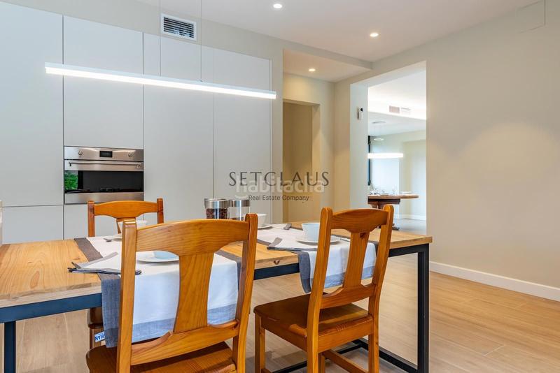 Foto 3bd0f2e3-2077-40f1-bd30-6552907c7e43. Xalet amb calefacció piscina a Tiana