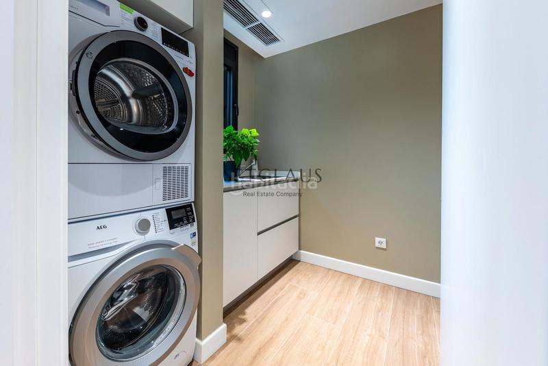 Foto ed960ead-66b5-4c0c-af9e-863be6c96073. Xalet amb calefacció piscina a Tiana