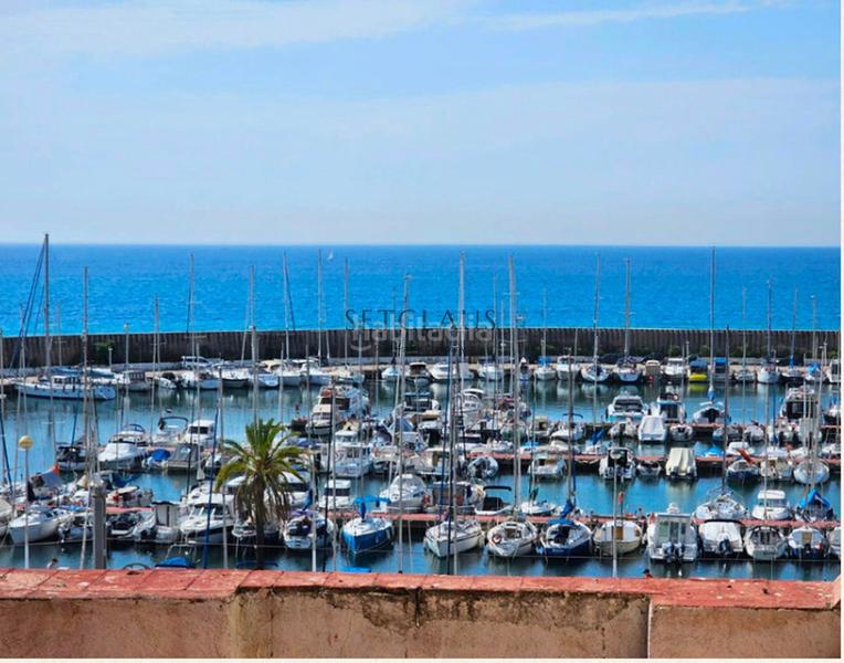 Foto 57f62fb3-e72f-4a70-9047-12f1b08e1dfb. Casa a Centre Masnou (El)