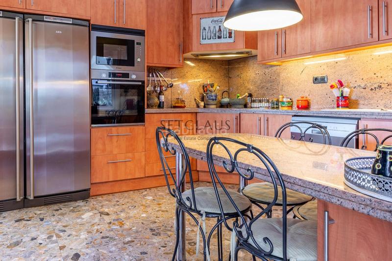 Foto b0ae3cbf-da60-4642-8d18-c49e84cbfb7d. Chalet . comodidad y muy luminoso en Cabrils