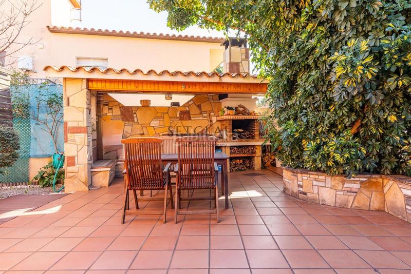 Foto 14871067-58b0-4b59-8ac6-6ff91b4ef930. Chalet mit heizung parking pool in Zona Alta Premià de Mar