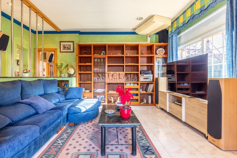 Foto 2667c69a-bb4f-4ac8-9d30-9a1bca9f48c1. Chalet mit heizung parking pool in Zona Alta Premià de Mar