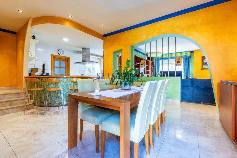 Foto 72cfc580-19de-4e6f-92d6-038eac2598cc. Chalet mit heizung parking pool in Zona Alta Premià de Mar