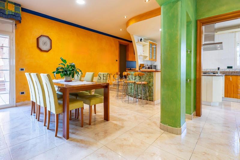 Foto 9aef9404-4585-4194-a566-e241895b7baf. Chalet mit heizung parking pool in Zona Alta Premià de Mar