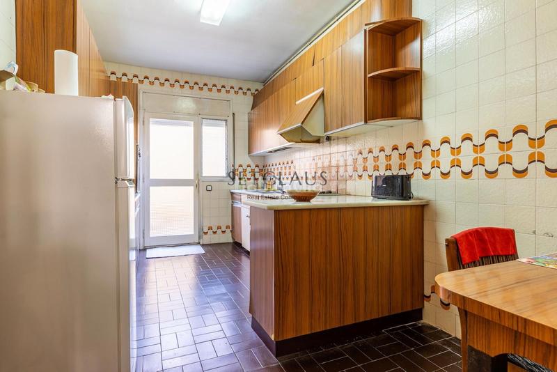 Foto f956536d-8d2c-4a40-91e5-16c7fda93422. Casa . céntrica y con muchas posibilidades en Veral d´Ocata Vilassar de Mar