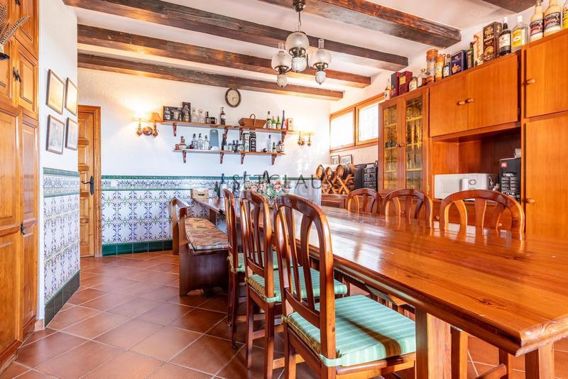 Foto 2b0c1d1b-c4df-4db4-941a-c52e38d5eea9. Chalet . vistas y amplitud en Alella