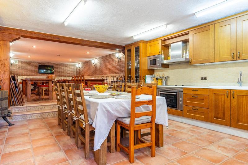 Foto 3d6d6ff2-1038-4d71-a331-79f35a3198c6. Chalet . vistas y amplitud en Alella