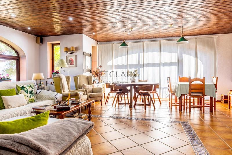 Foto 51664c10-a252-491f-8021-93c46cc306d3. Chalet . vistas y amplitud en Alella