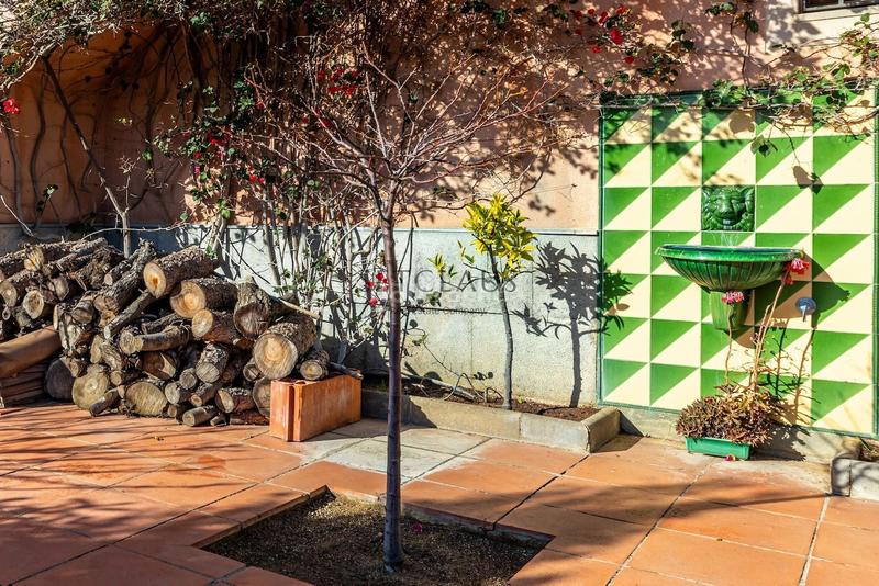 Foto b53fdb47-ae2c-46bd-b024-9e92c046b81b. Chalet . vistas y amplitud en Alella