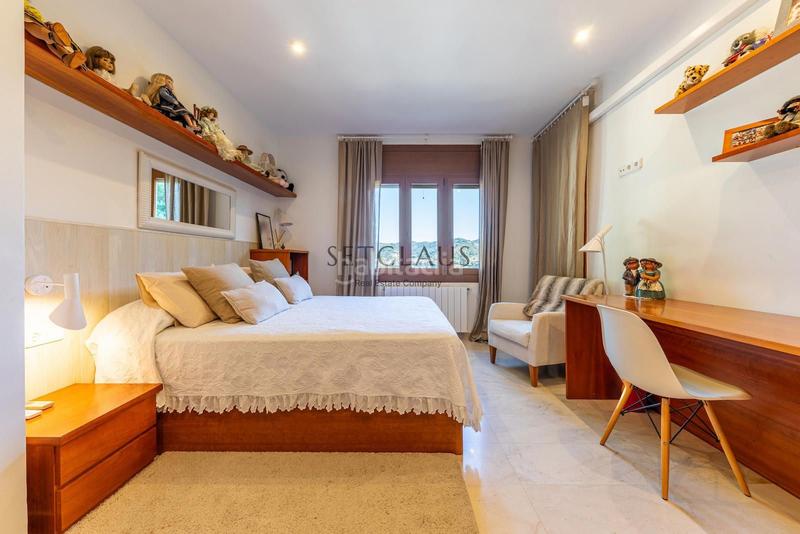 Foto b586120c-1893-41bb-89bc-dcb1cc3c2d1e. Chalet . vistas y amplitud en Alella