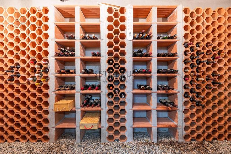 Foto c99e0550-b532-432c-8333-19df5fdd8cd8. Chalet . vistas y amplitud en Alella