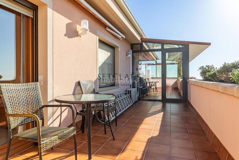 Foto ed87caa4-3a8d-43fd-861e-a7efa8268c55. Chalet . vistas y amplitud en Alella