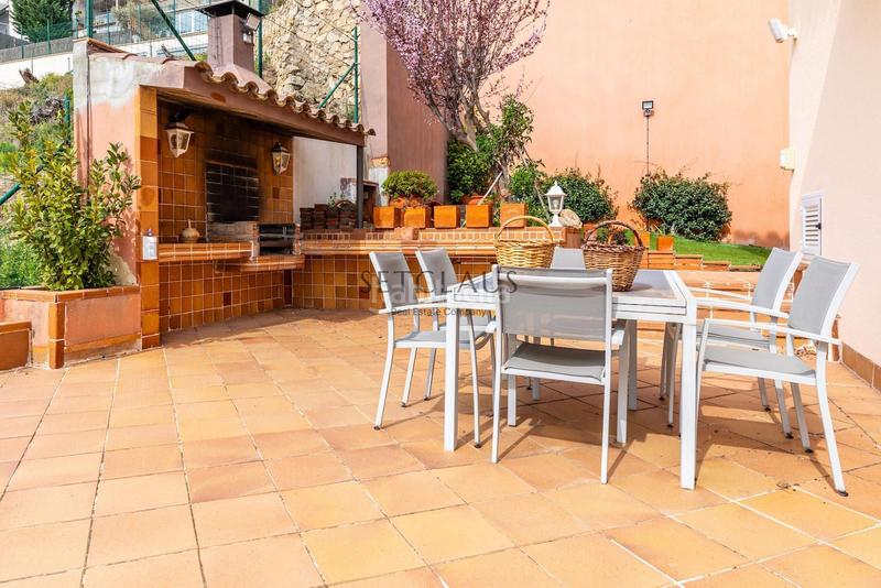 Foto a87412d9-74cb-4654-a36a-0cfb50e812fa. Chalet . vistas y amplitud en Mas Ram Badalona