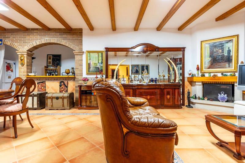 Foto 75a2bce6-8bf9-4da3-a23b-d8be8a432e42. Chalet con riscaldamento parcheggio piscina in Premià de Dalt