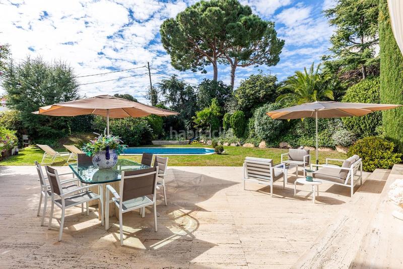 Foto 5523ded7-9bed-4663-9a22-e7a85b901932. Chalet con riscaldamento parcheggio piscina in Ocata Masnou (El)