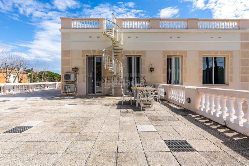 Foto c4383e53-5462-4792-8897-baf38b4120eb. Chalet con riscaldamento parcheggio piscina in Ocata Masnou (El)