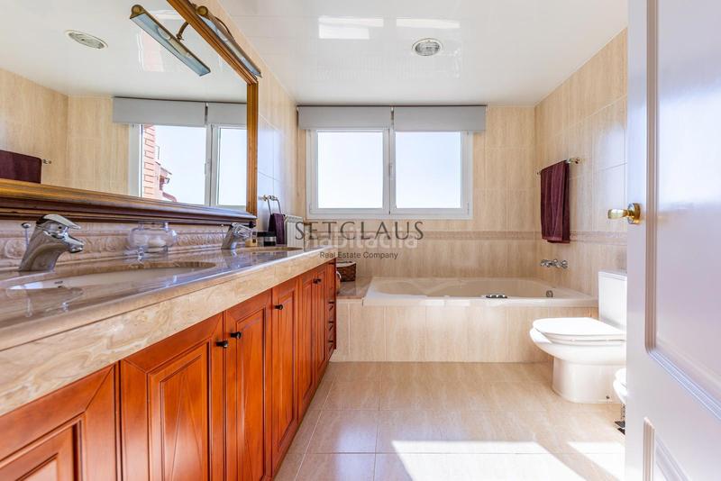 Foto d0604211-40d5-4404-be8f-30262281015e. Casa a schiera con riscaldamento parcheggio in Tiana