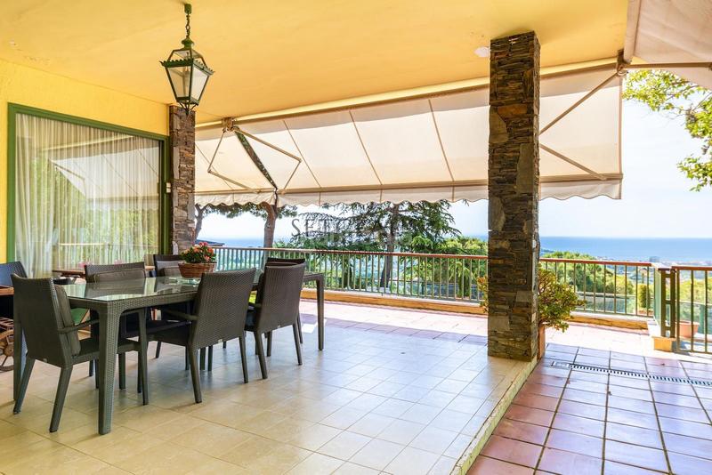 Foto 3a8884cb-d22a-4ef7-a9d2-f81b5cd7b0de. Chalet . vistas y privacidad. en Mas Ram Badalona