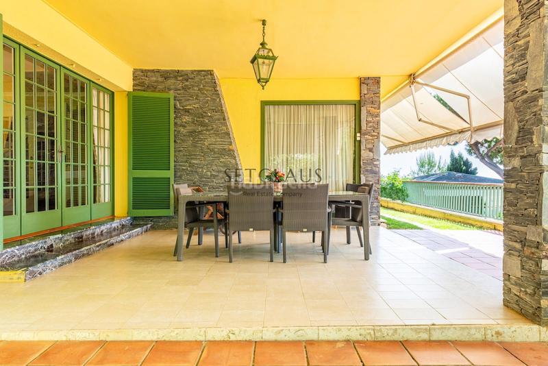 Foto e46947ba-1b33-4835-a875-622d08968cc1. Chalet . vistas y privacidad. en Mas Ram Badalona