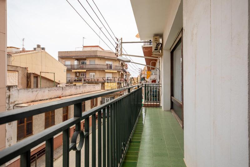 Foto f054ea49-7566-4c31-a5e9-756f85012ace. Edifici a Canet de Mar