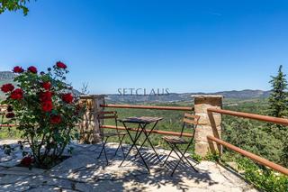 Masia a Cornudella de Montsant. Albarca. oportunidad única.