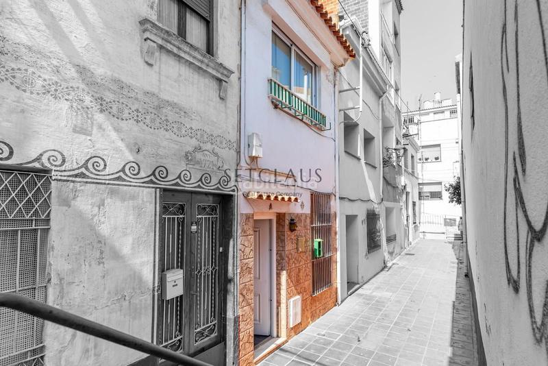 Foto b42a1a01-0f72-47dc-a499-4e8bd55b0c87. Casa el masnou. céntrica a reformar con muchas posibilidades. en Masnou (El)